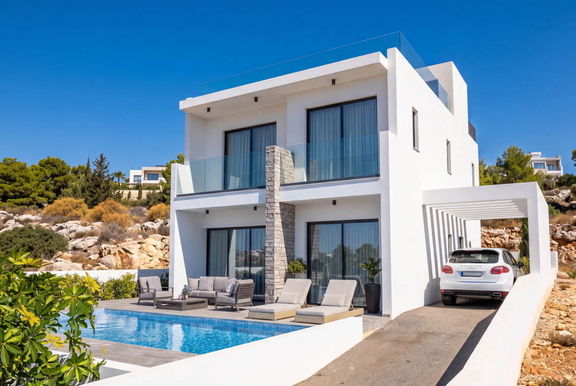 Modern 4-Bedroom Villa with a Private Pool and Sea View