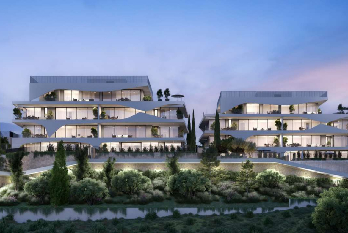 3-bedroom ground-floor apartment with a private garden and terrace.