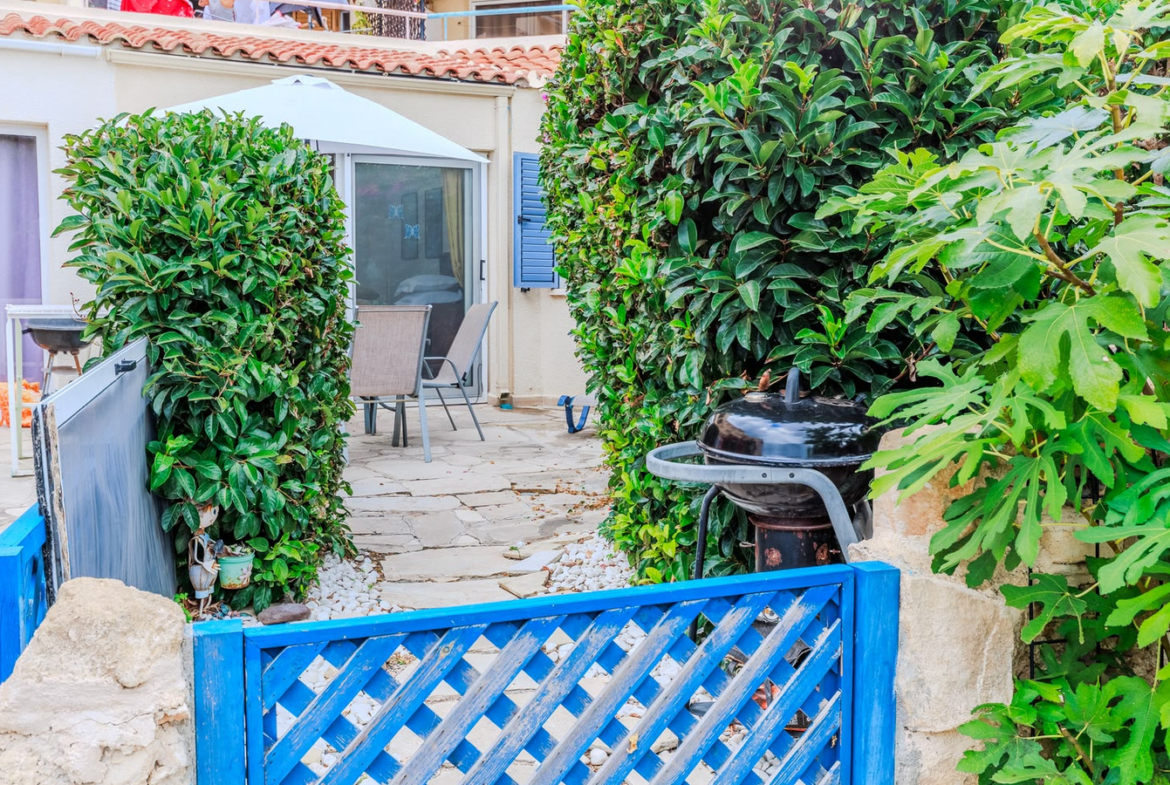 2-Bedroom Ground Apartment in Prestige Gated complex, Tombs of Kings