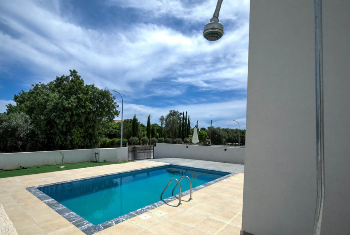 Contemporary Three-Bedroom Villa Overlooking an Olive Grove