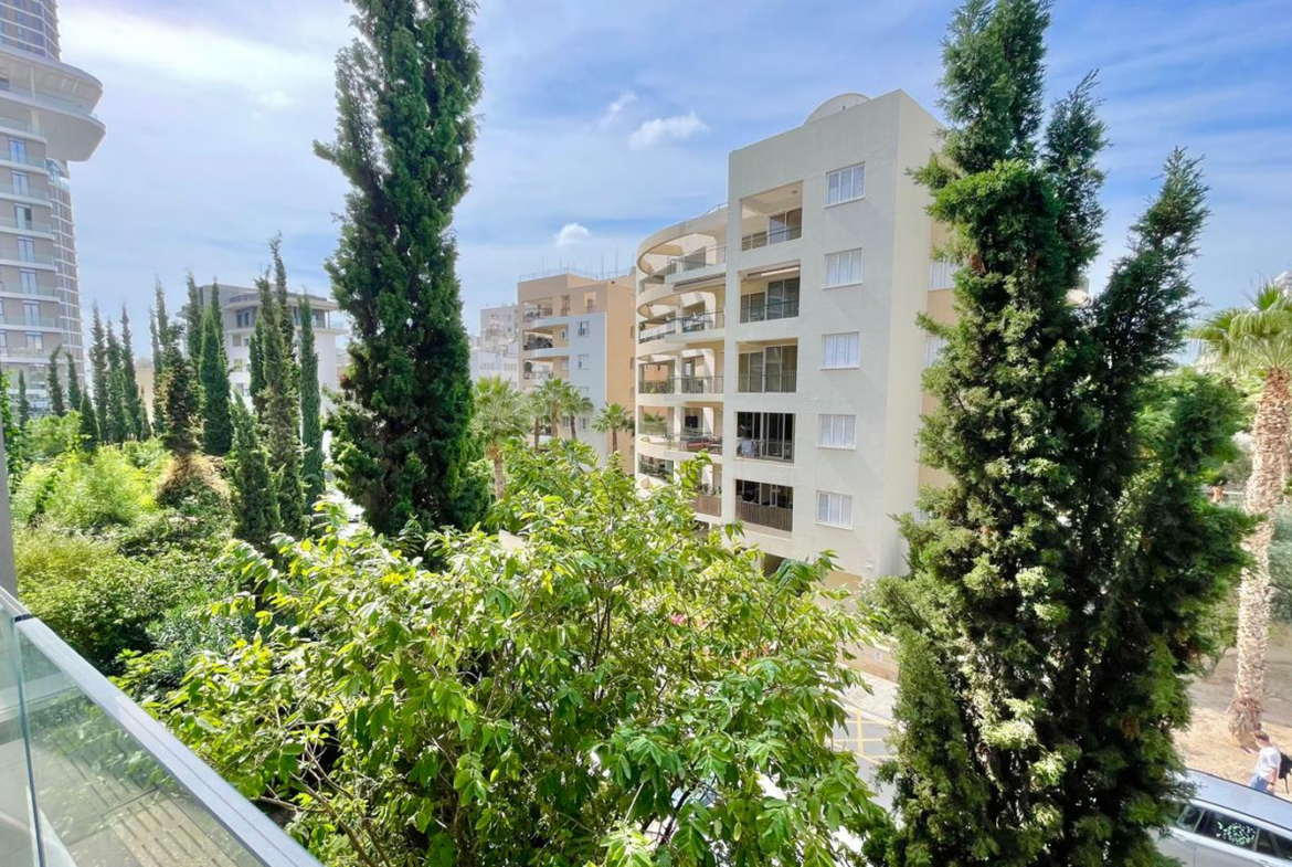 Apartment in a modern residential complex on the seafront