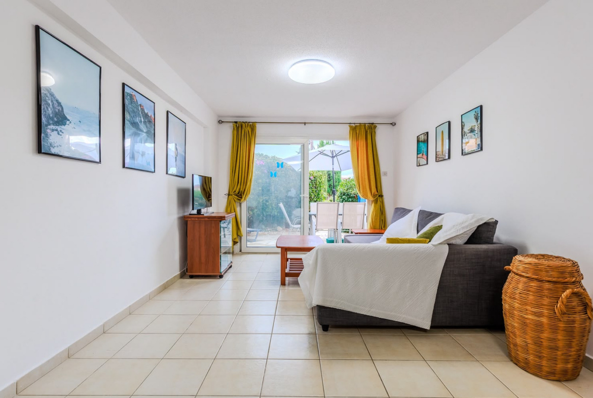 2-Bedroom Ground Apartment in Prestige Gated complex, Tombs of Kings