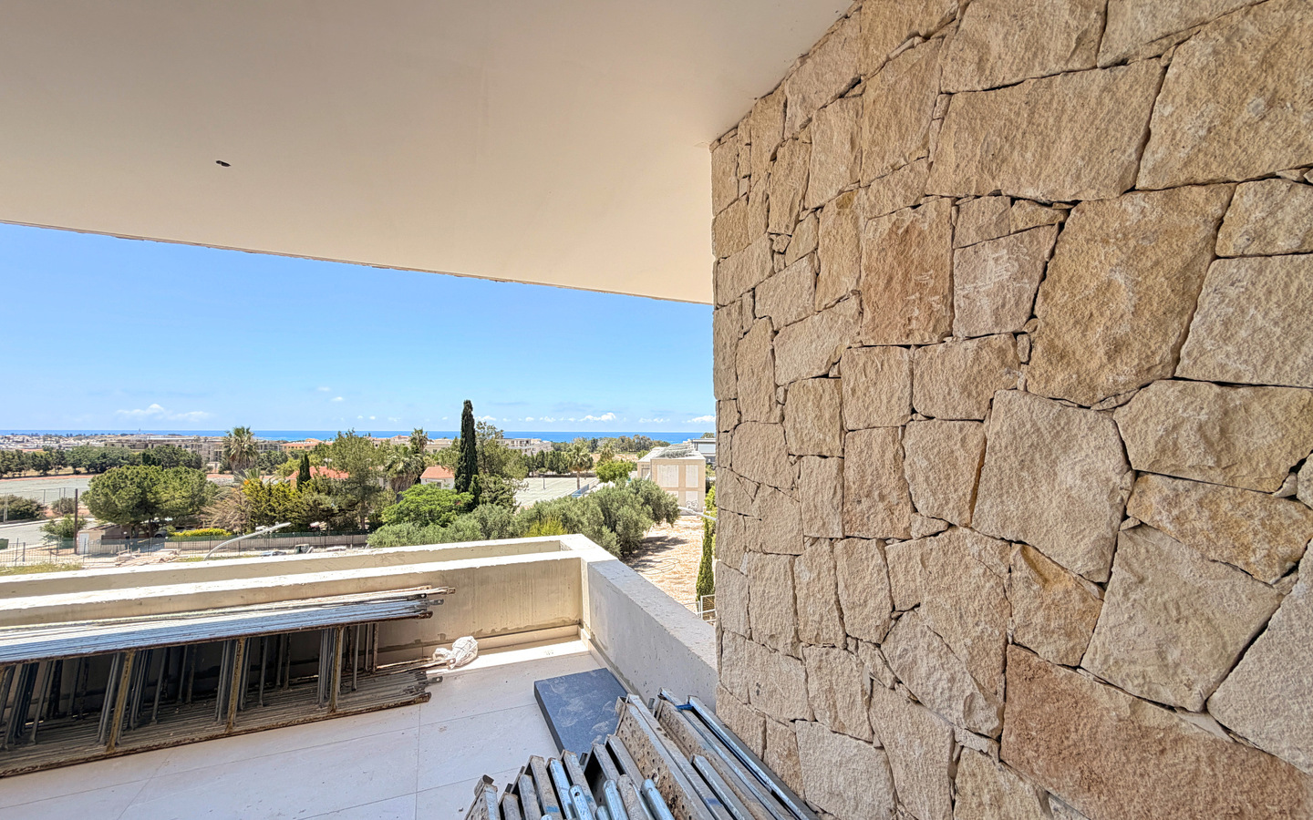 Modern Apartments in a Design-Led Development with Unique Architecture