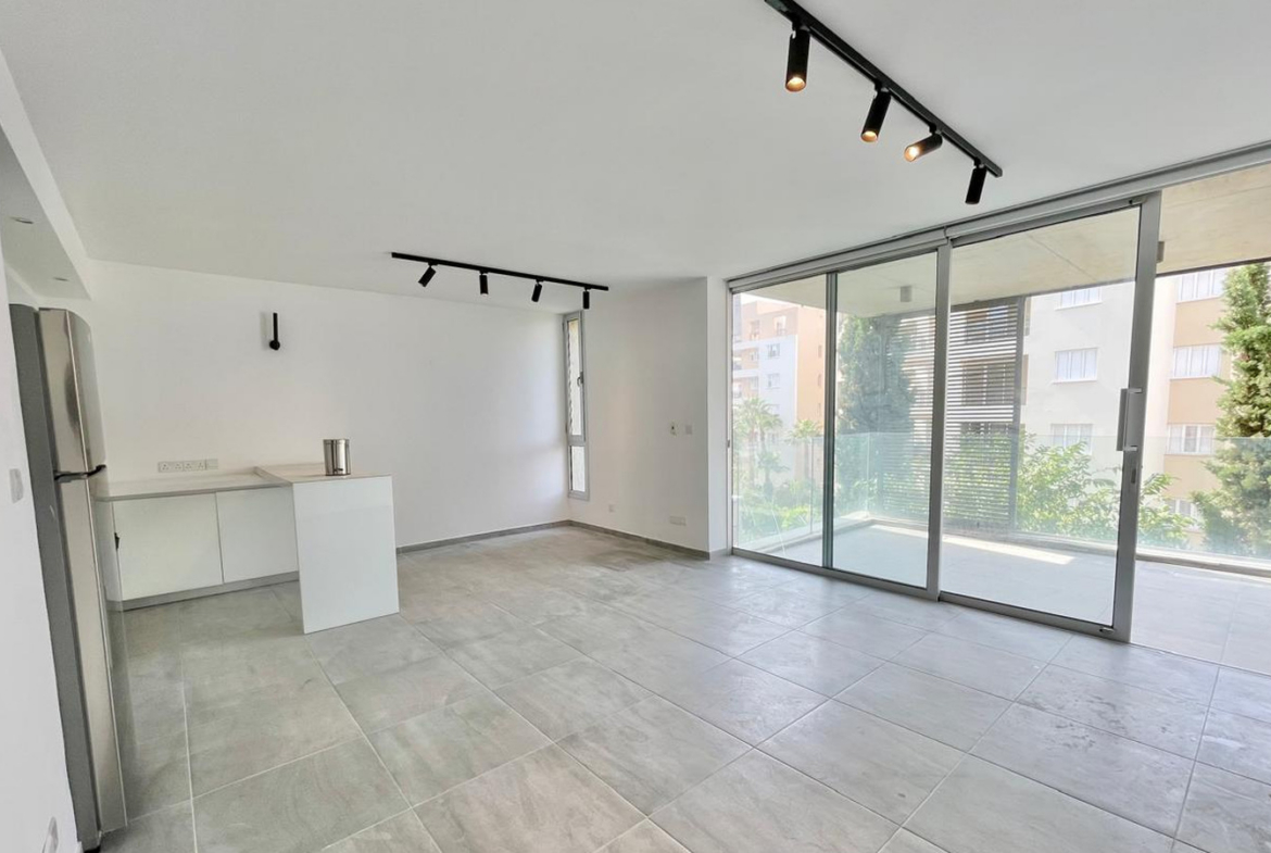Apartment in a modern residential complex on the seafront