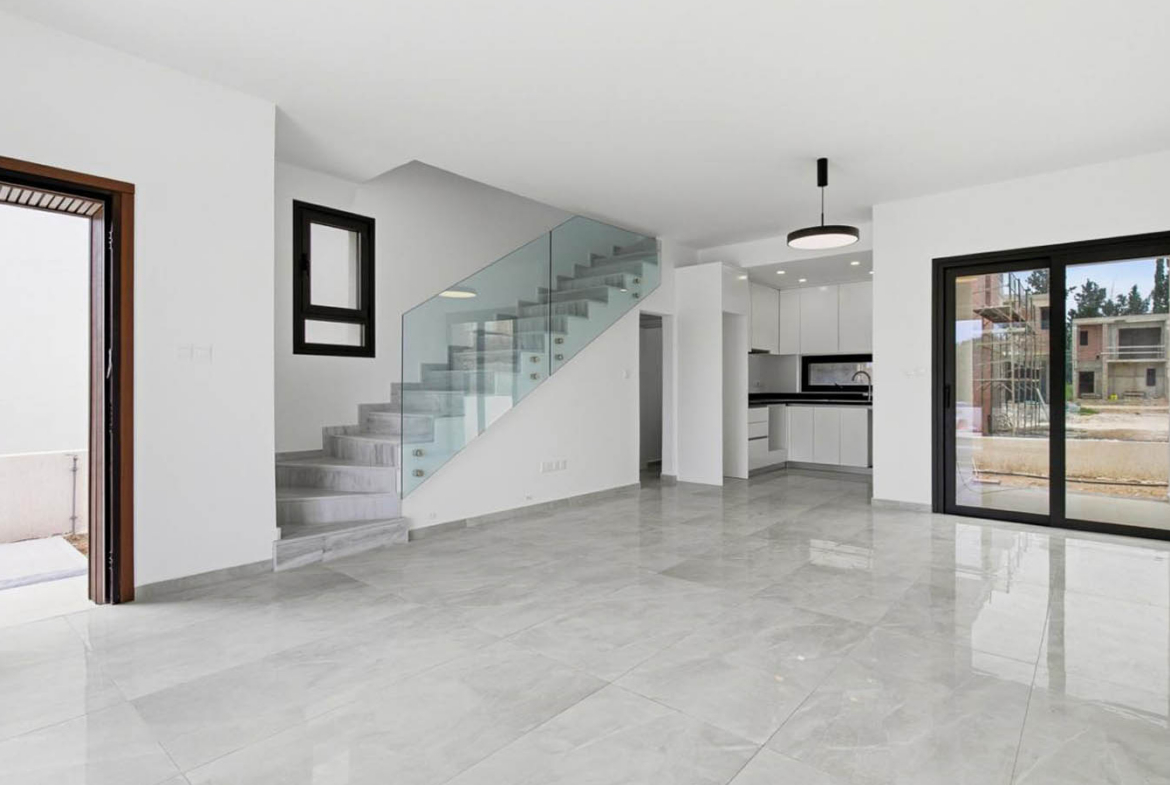 Contemporary Three-Bedroom Villa Overlooking an Olive Grove