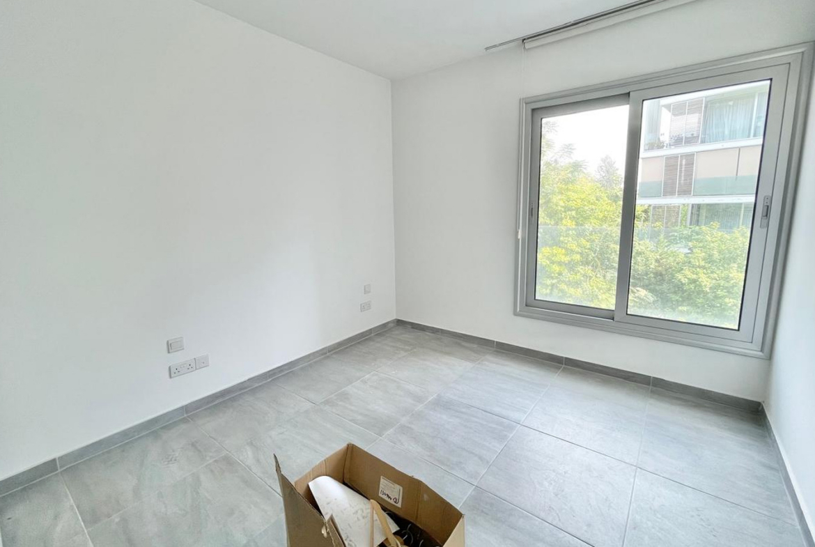 Apartment in a modern residential complex on the seafront