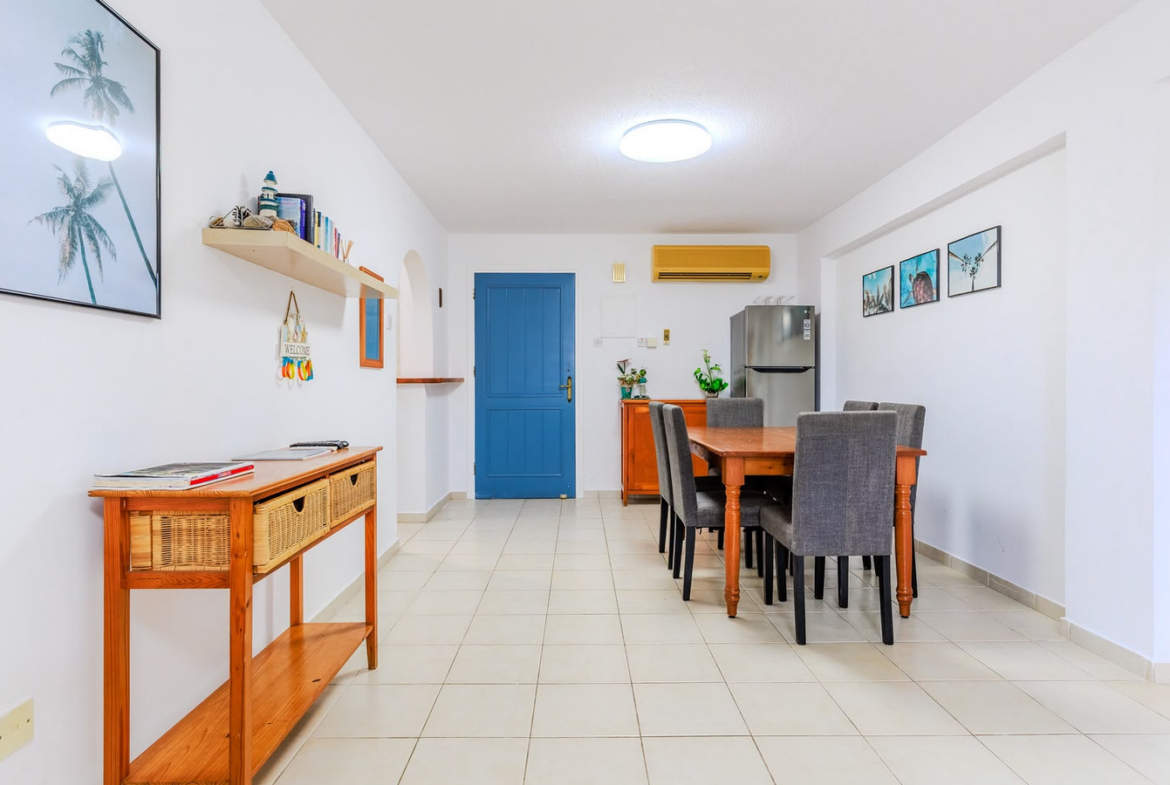 2-Bedroom Ground Apartment in Prestige Gated complex, Tombs of Kings