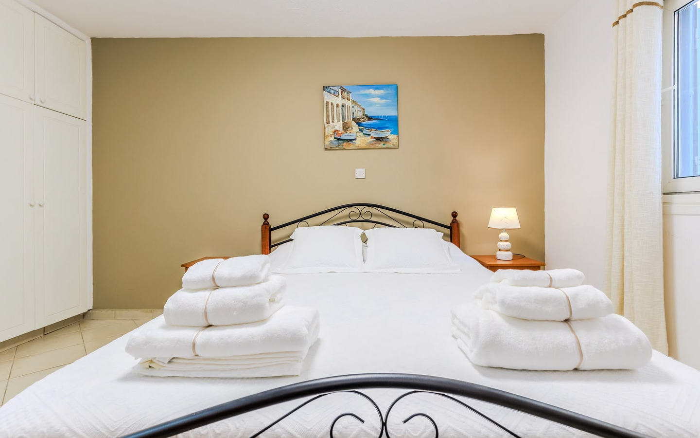 21_Interior_new-key-ready-apartment-for-sale-paphos-cyprus 2-Bedroom Ground Apartment in Prestige Gated complex, Tombs of Kings