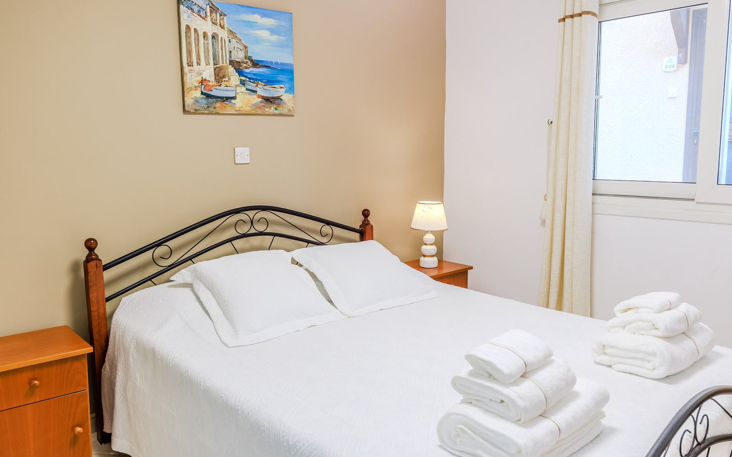 24_Interior_new-key-ready-apartment-for-sale-paphos-cyprus 2-Bedroom Ground Apartment in Prestige Gated complex, Tombs of Kings