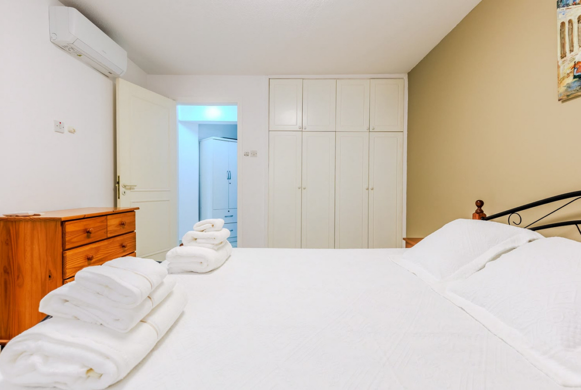 2-Bedroom Ground Apartment in Prestige Gated complex, Tombs of Kings