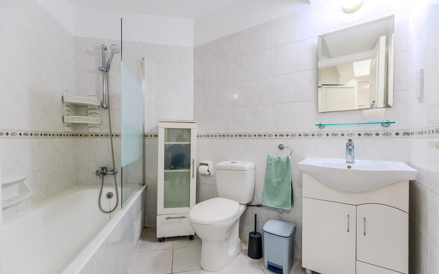 27_Interior_new-key-ready-apartment-for-sale-paphos-cyprus 2-Bedroom Ground Apartment in Prestige Gated complex, Tombs of Kings